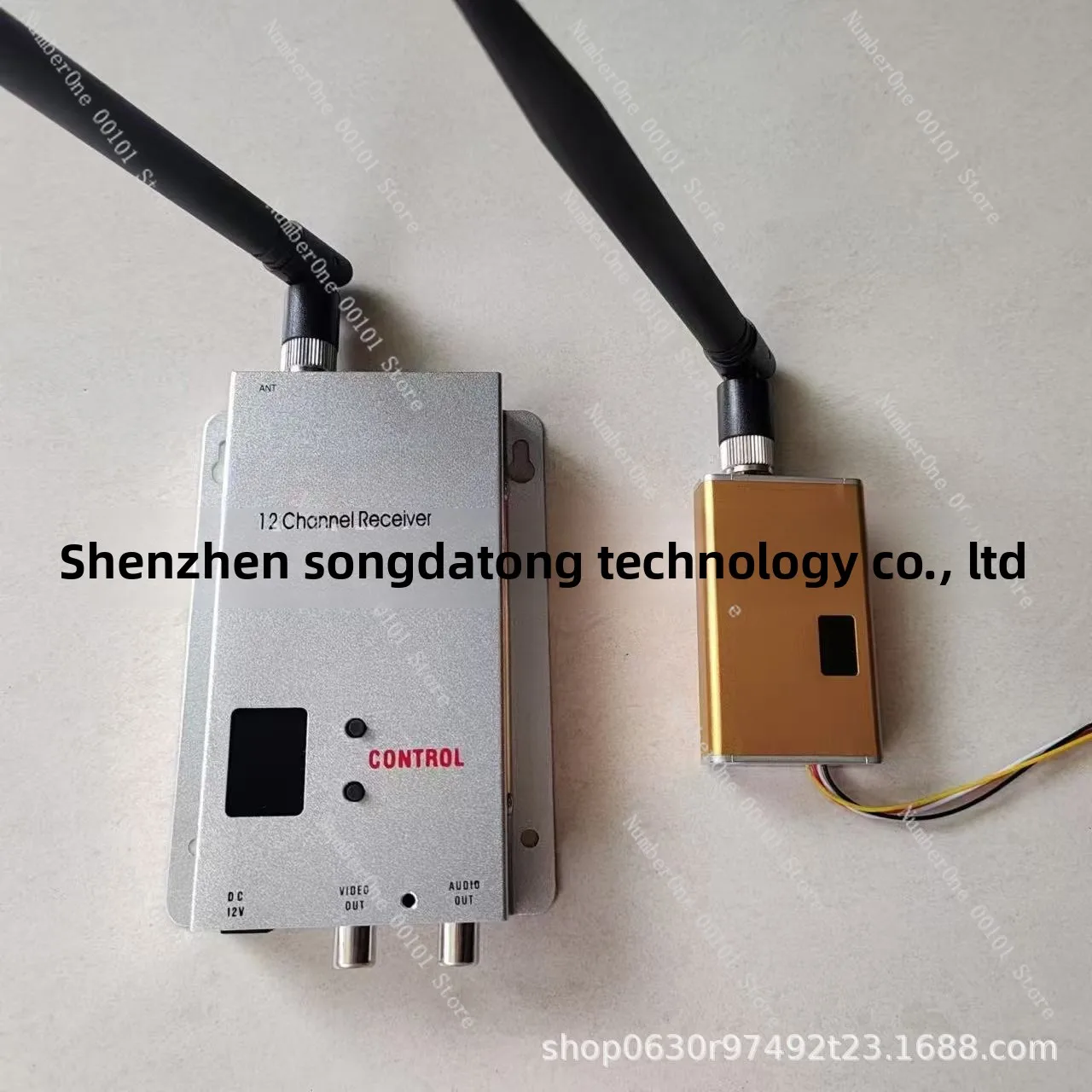 1.2GHz 1.5W Miniature Video Sender Graphic Transmission Wireless Video Transmitter and Receiver