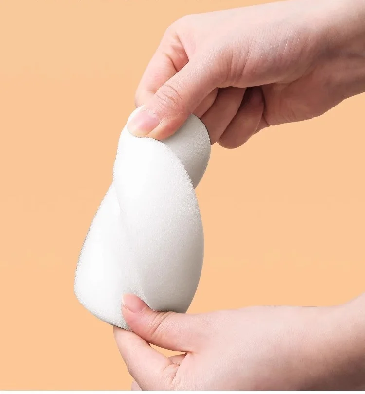 1/4 قطعة من فرشاة الجسم المصنوعة من السيليكون ذات الجانب المزدوج لتدمج بشرةك مع مقشر هذا مناسب لجميع أنواع البشرة