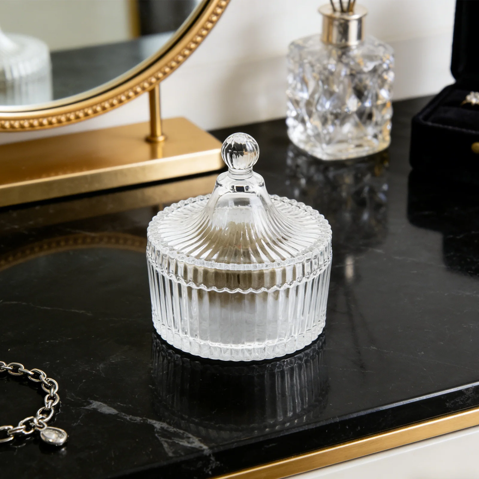 장식용 유리병에 담긴 양면 파우더 퍼프 부드러운 벨루어와 꽃무늬 리본 디자인 얼굴과 몸에 사용하는 대형 그립 어플리케이터