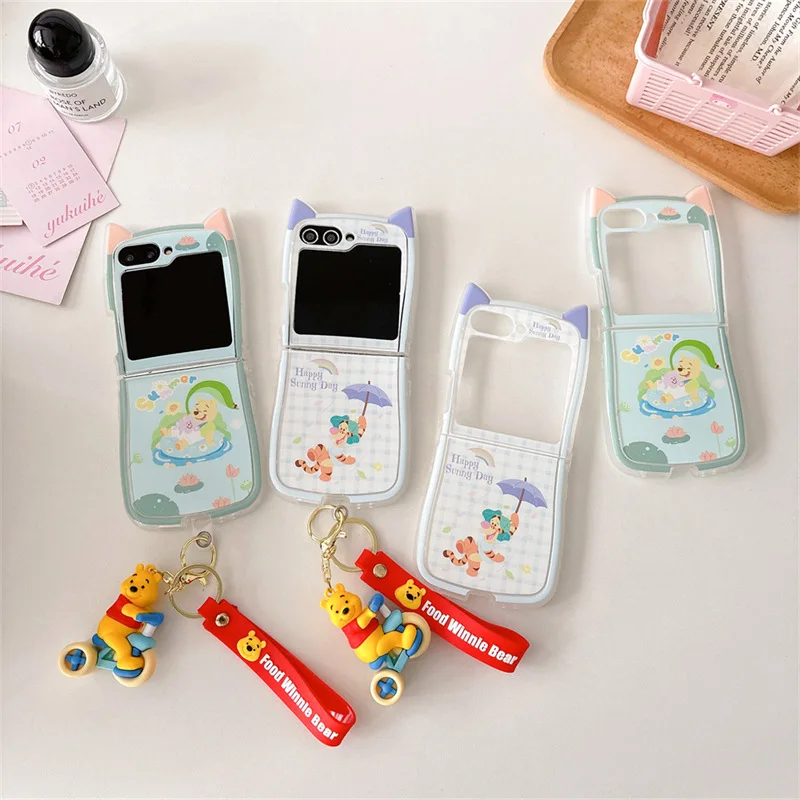 

Cute Bathing Bear Phone Case for Samsung Galaxy Z Flip 6 5 4 3 Protective Back Cover for ZFlip4 ZFlip5 ZFlip6 Case Shell
