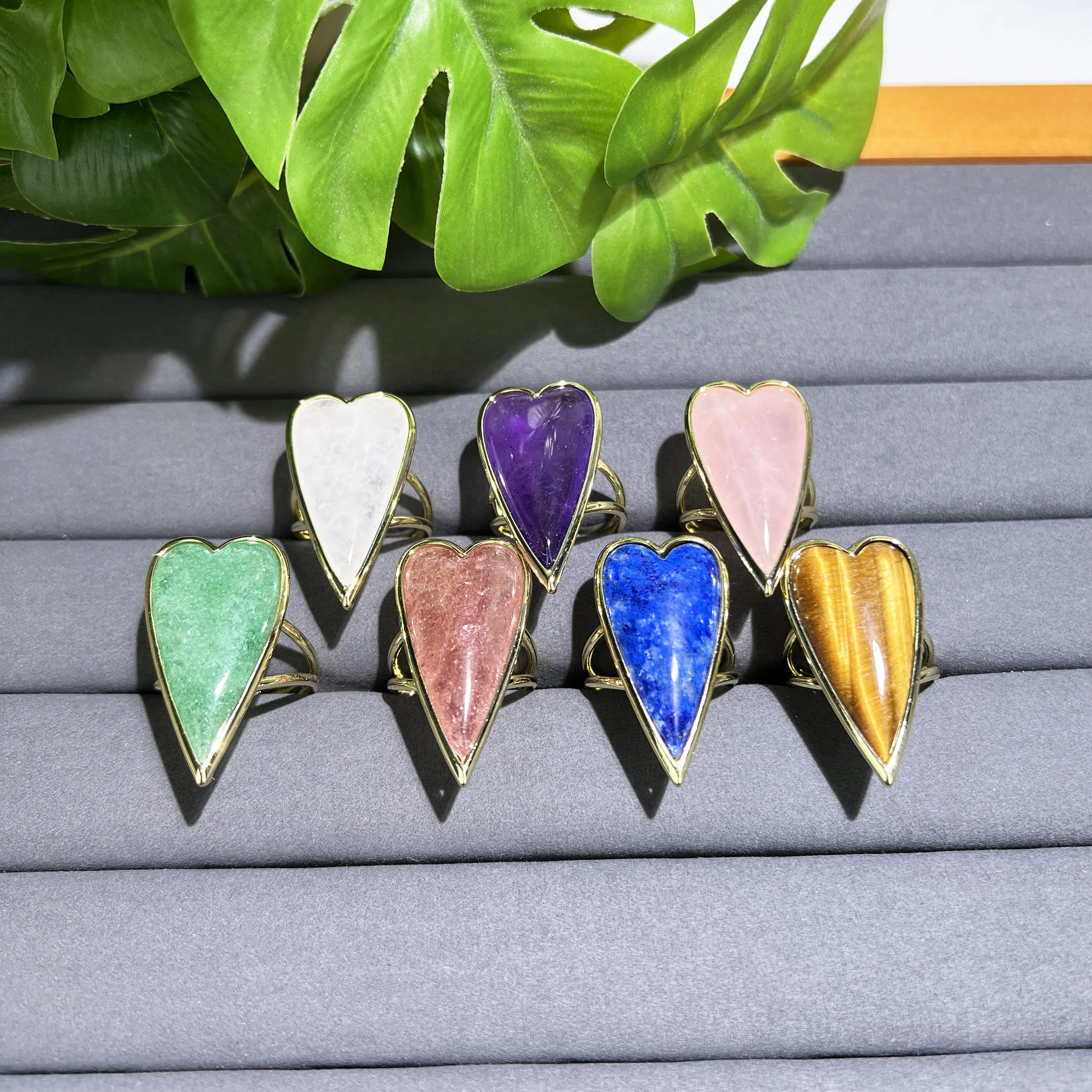 

Кольцо в форме сердца из натурального драгоценного камня, лечебные ювелирные изделия из хрусталя для женщин, изящное регулируемое кольцо из камня, магнитное кольцо с лазуритом и розой