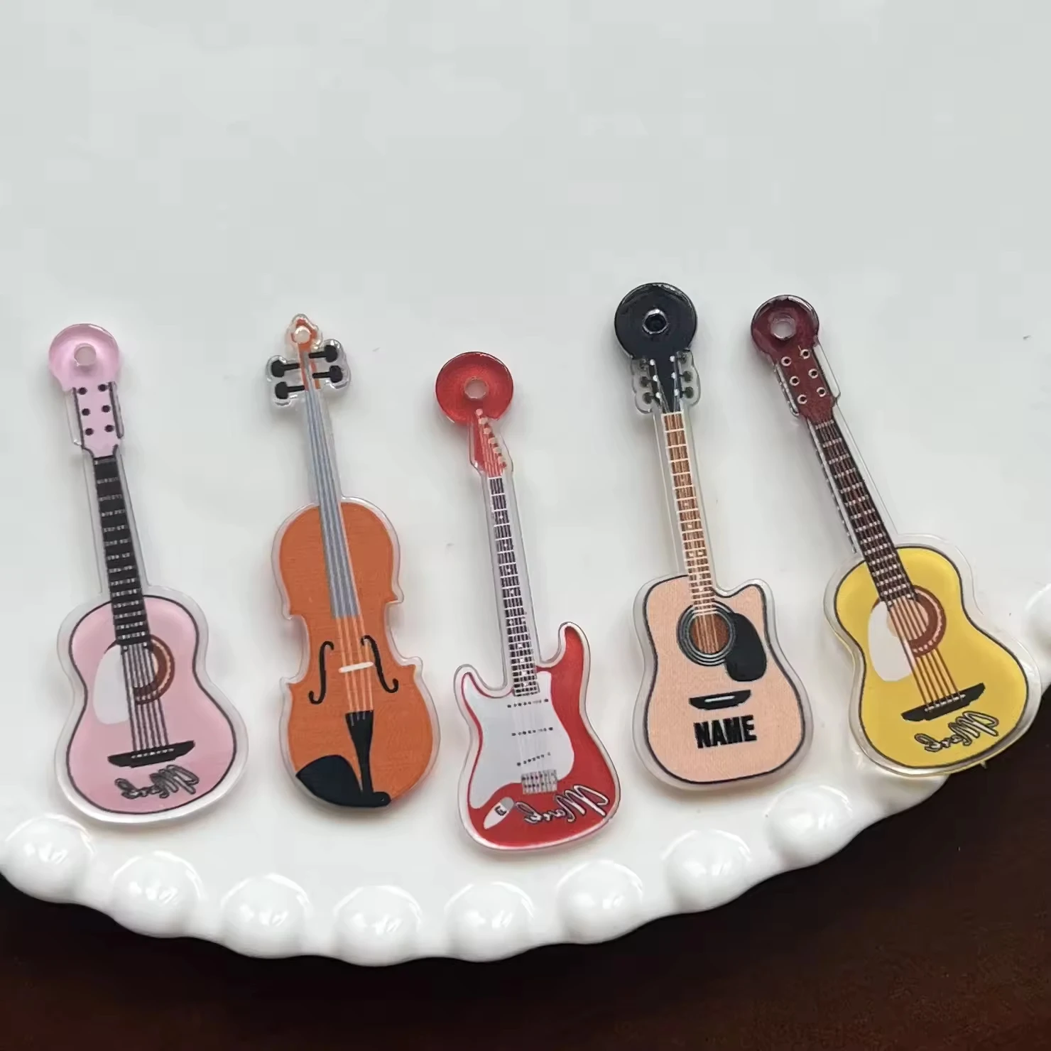 10pcs Kawaii Cartoon Cute Guitar Series Ornament 3d Diy Junk Phone Case Headset Musical Room Decorations Handcrafts Supplies
