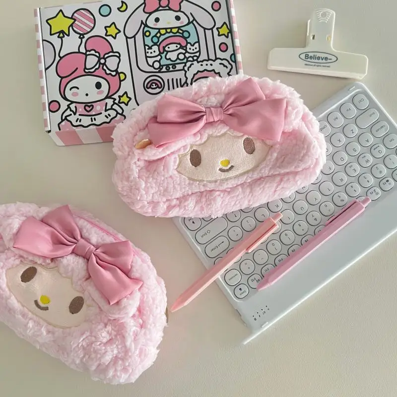 Kawaii Sanrio Melody Fashionable Latest Pink Plush High Aesthetic Girl's Present Heart-Shaped Pencil Case with Large Capacity