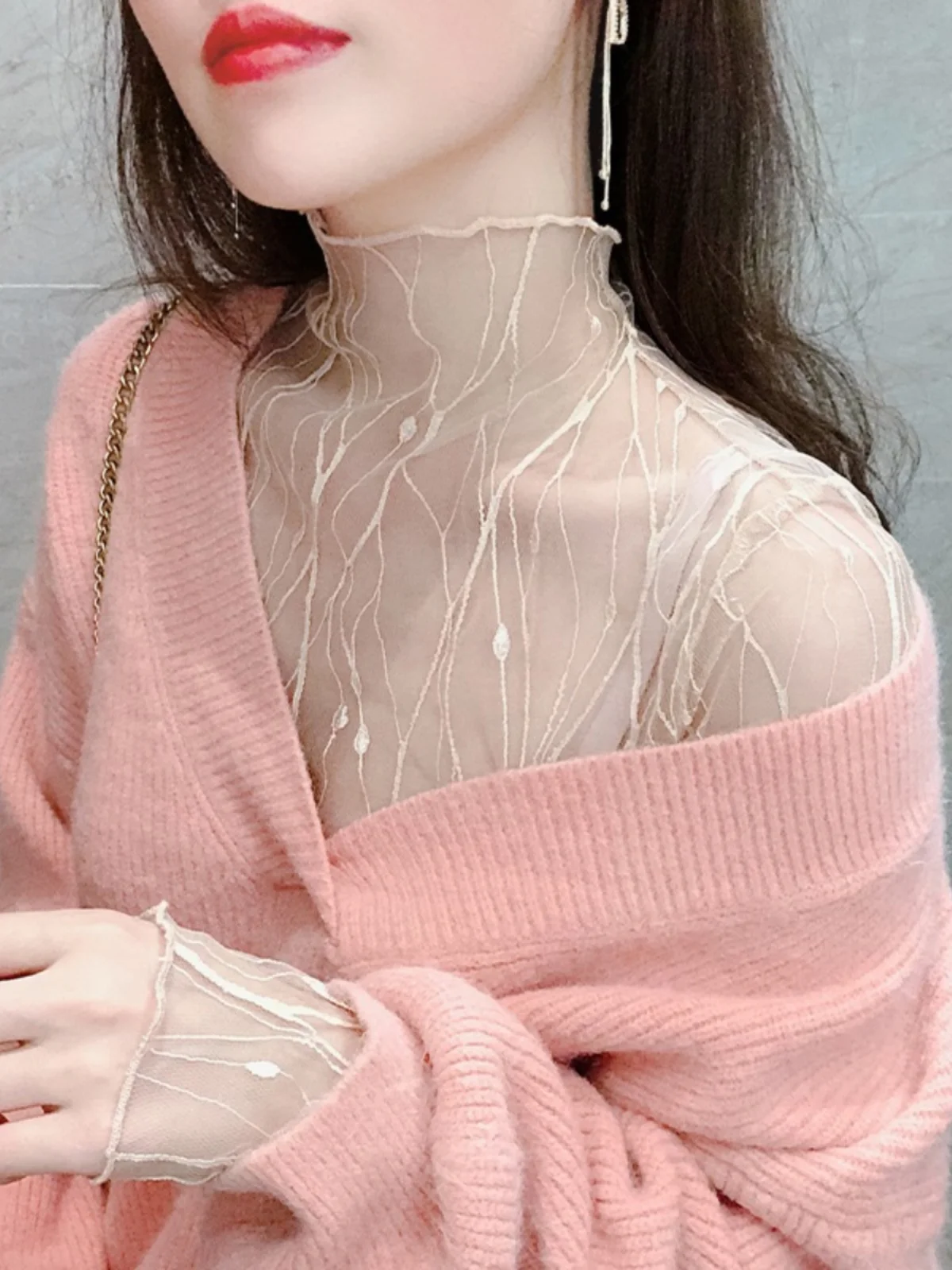 

Women's Fleece Lined Lace Base Shirt Fashionable Mesh Hollow out High Collar Top Korean Style Slim Fit Long Sleeve Color