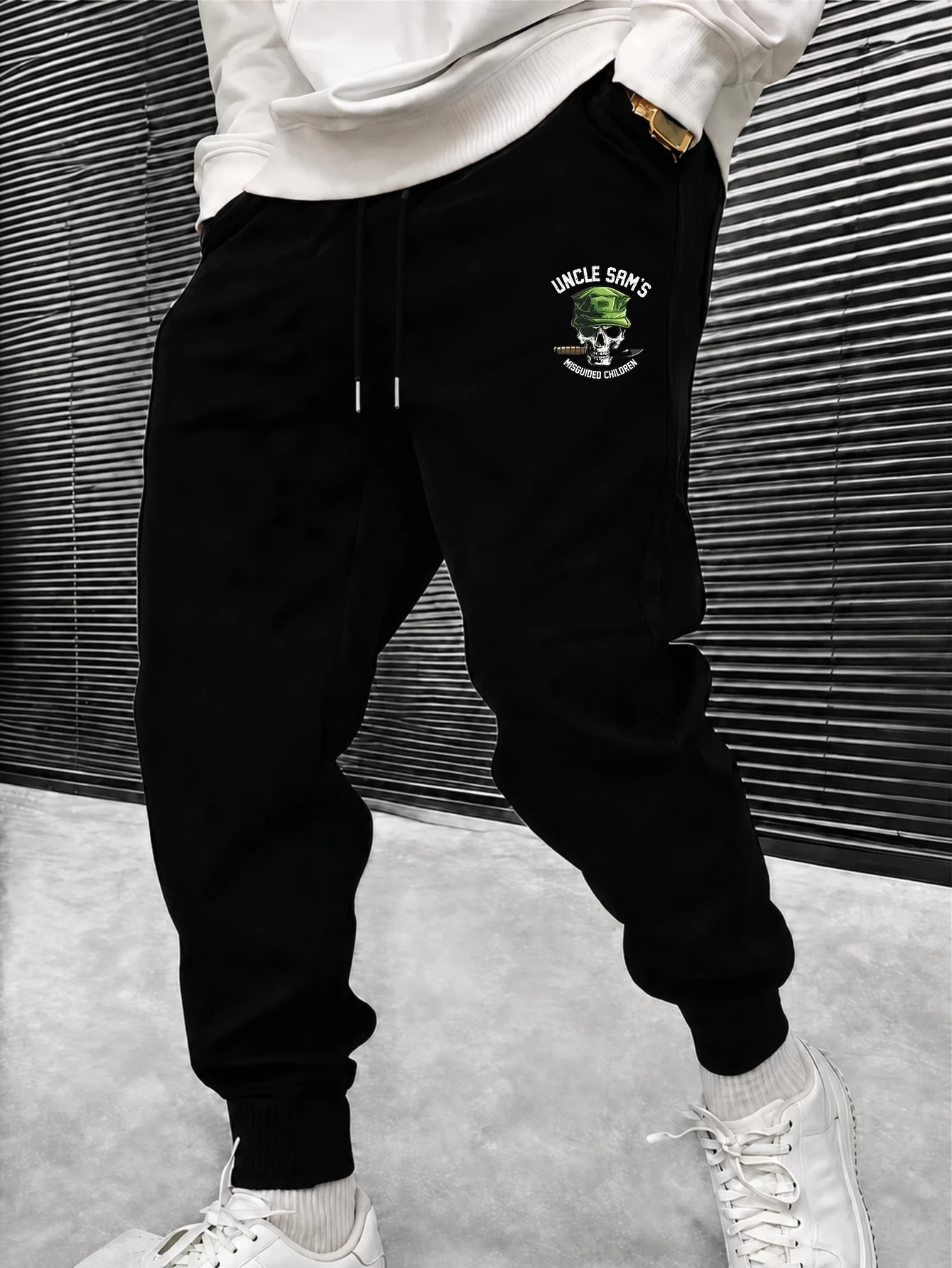 Men's Skull Print Tapered Joggers Loose‑Fit Elastic Cuff Waist Streetwear Gym Pants for Training Outdoor Daily Activities