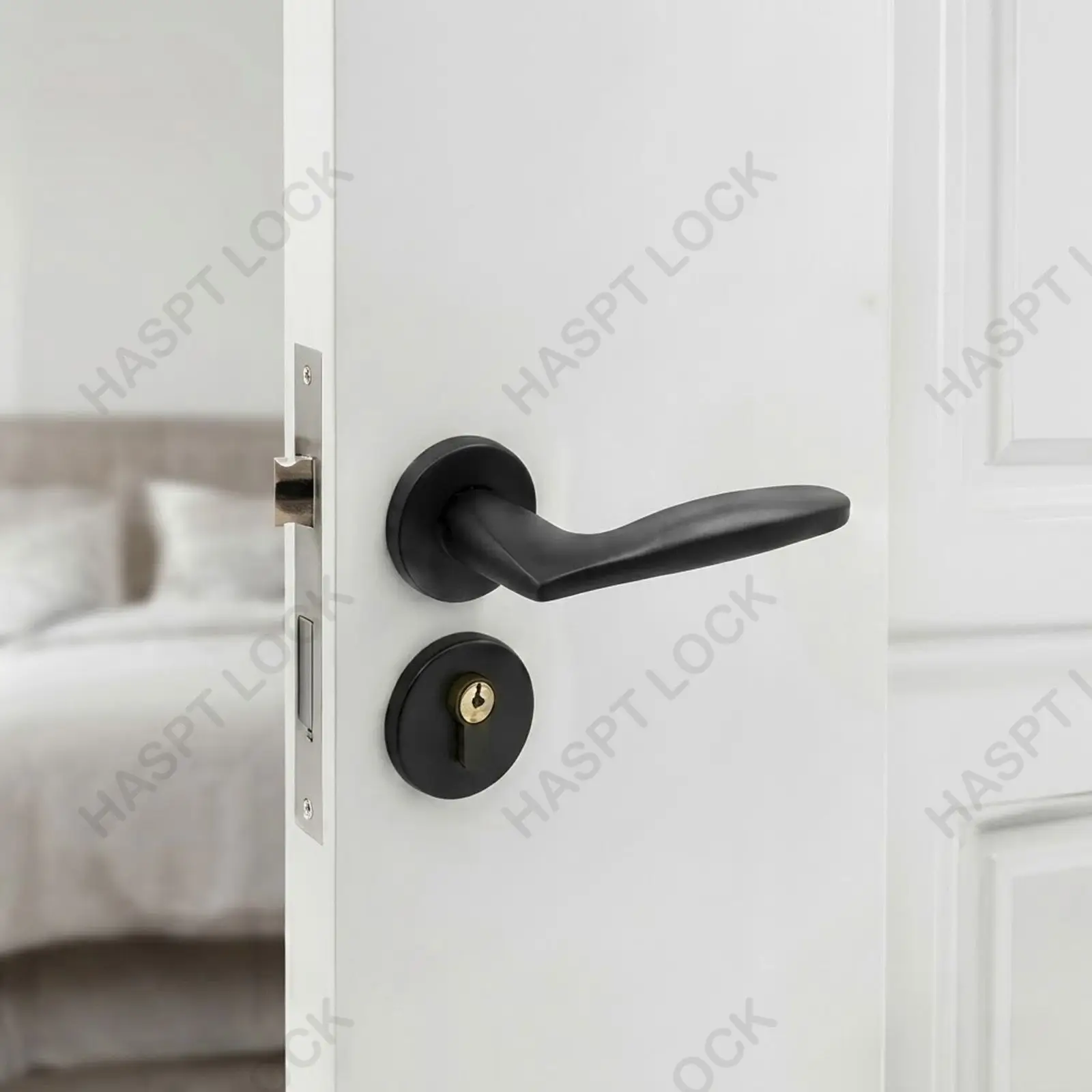 

Черный минималистичный дверной замок с защитой от взлома, удобной ручкой, 3 ключами в комплекте, бесшумный, с покрытием Soft Touch