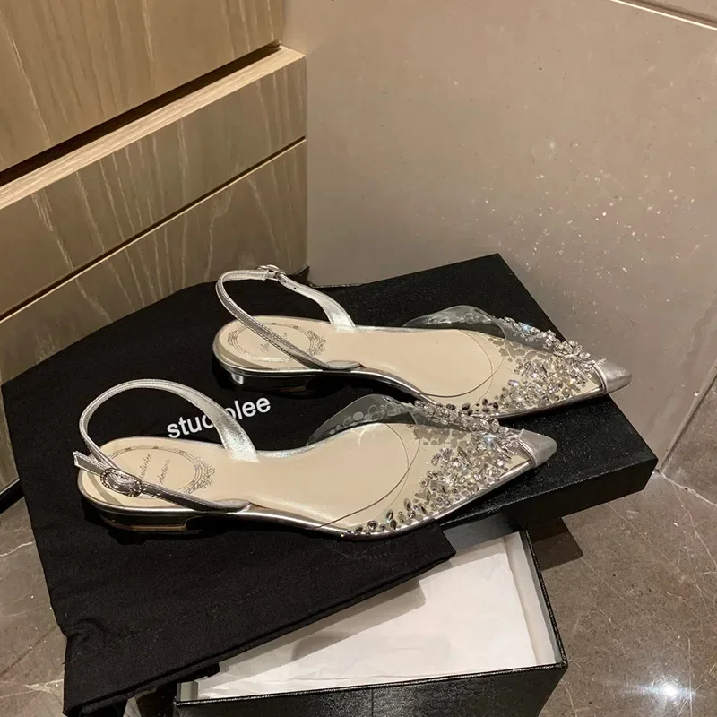 Nuove donne estive sandali trasparenti con strass Baotou tacco basso punta piatta scarpe da donna in cristallo scarpe décolleté eleganti