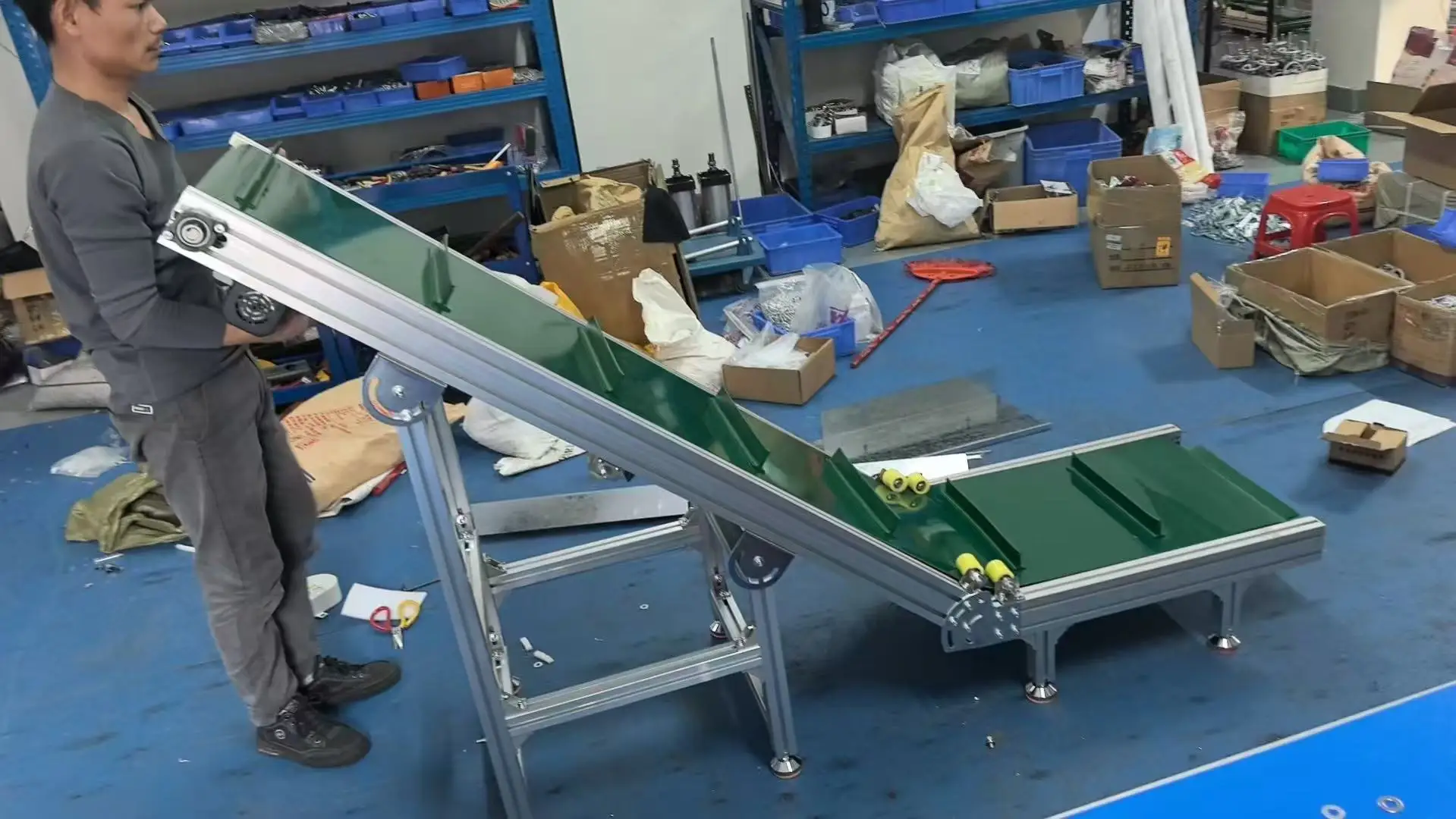 Deposit Price Lifting Belt Conveyor PVC Belt Conveyor Cusomize  for House/Warehouse  Use