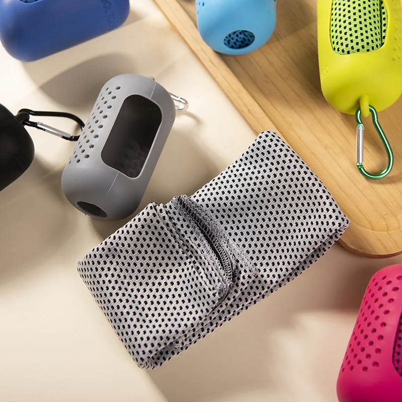 Toalla refrescante microfibra para deportes acampada y alivio del frío - imagen 3