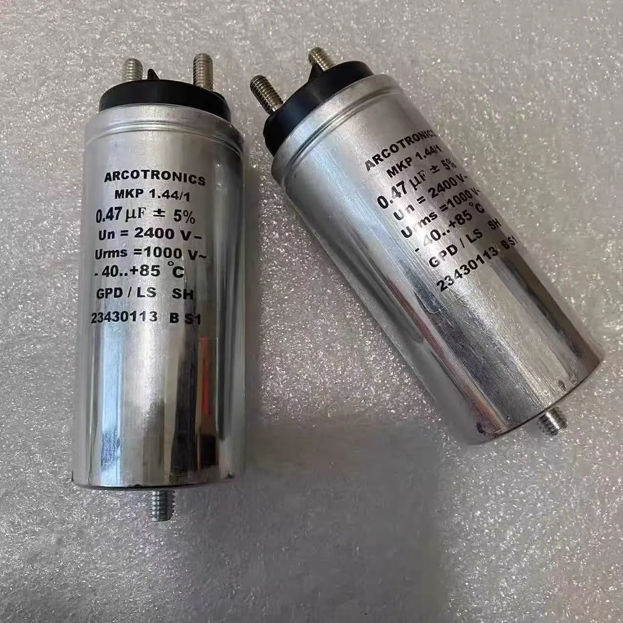 

Original imported Italian MKP 1.44/1 1uF 2400V/1000VAC capacitor