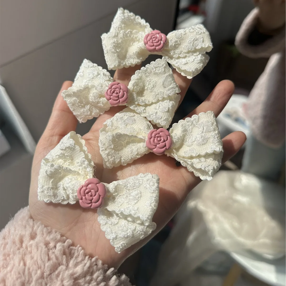 Biała koronkowa kokardka spinki do włosów dla dziewczynek Kawii Barrettes śliczne serce akcesoria do włosów dzieci kolorowa wstążka kobieta spinki do włosów spinka do włosów