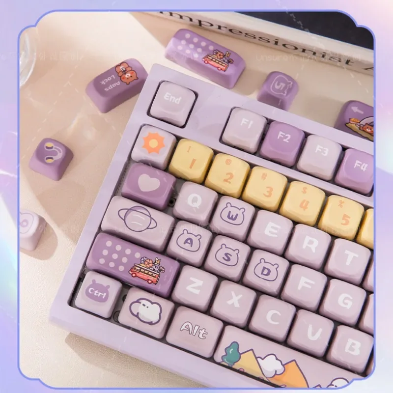 

Little Bear Travel Notes Theme Keycaps PBT Sublimation 140 Keys MOA Profile Customized Keycaps Mechanical Keyboard Accessories