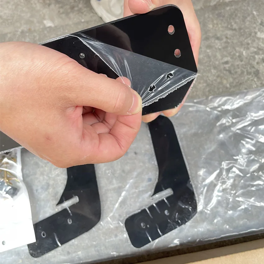 Glänzend schwarzer Heckstoßstangen-Lippen-Diffusor, Splitter, hintere Flossen, Kotflügelkante, Zierleisten für BMW 1er F20 LCI M140i MP-Stil 2015–2019 – Detail 9