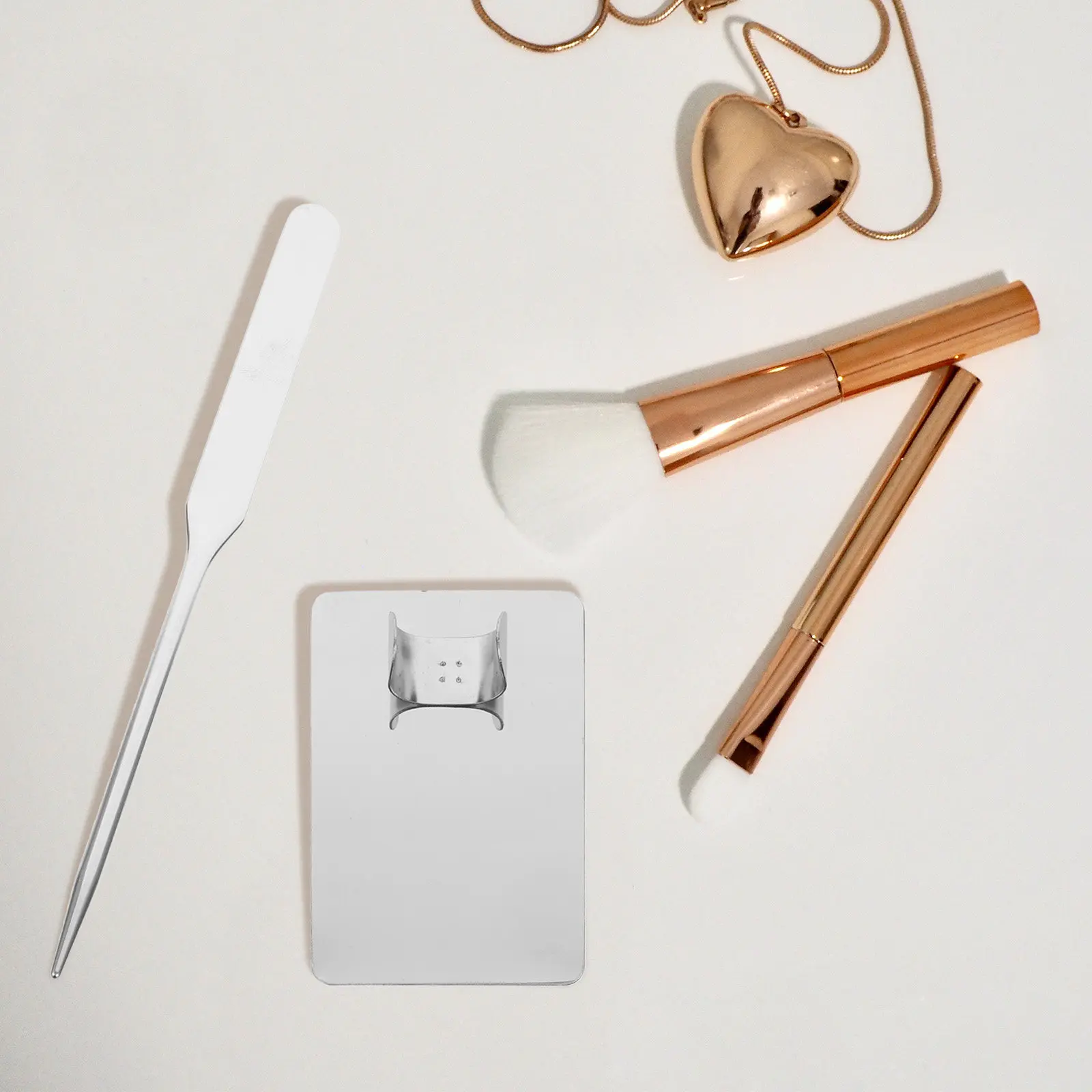 

1Set Stainless Steel Makeup Mixing Palette with Ring Handle Lightweight Compact Blending Tray for Foundation Concealer