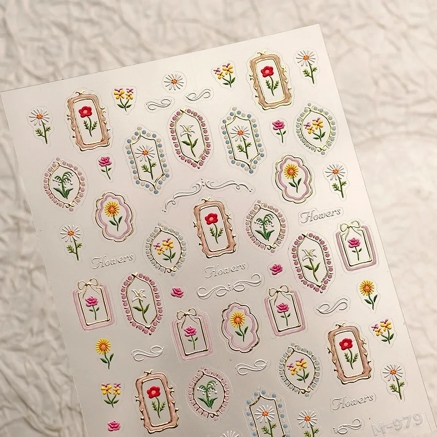 Luxury 5D ดอกไม้เล็บสติกเกอร์ทองเงินสไตล์จีนกรอบโลหะคริสตัล Rhinestone Self Adhesive เล็บ Decal