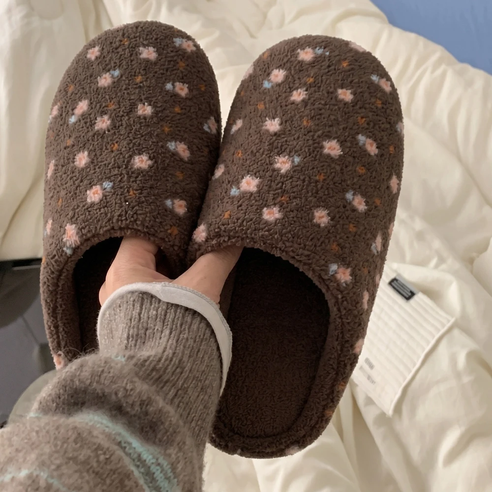 Your Home Bathroom - Sandal Wanita Musim Dingin Berbulu Motif