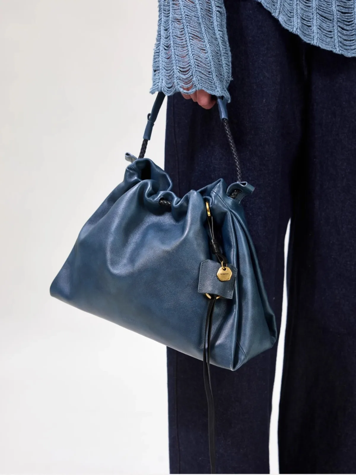 Women's Niche Design Shoulder Bag Fashion Trend Personalised Composite Genuine Leather Handbag Women's Versatile Bag