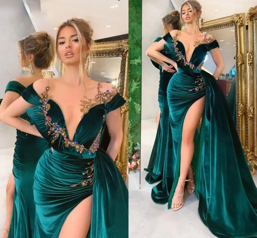 

Green Velvet Aso Ebi Prom Dresses 2024 Mermaid Long Peplum Sparkly Crystals Beaded Evening Reception Gowns Sexy Split Plus Size