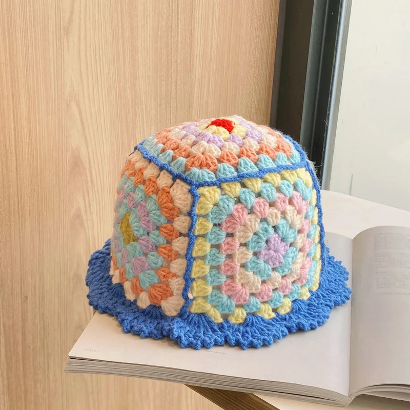 Hand-Knitted Sunflower Patterned Fisherman's Hat, Blue-Edged Zuma Hat, Colorful Patchwork Design, Ruffled Knit Hat, Suitable for Women, Cute and Sweet Style for Autumn and Winter Outings
