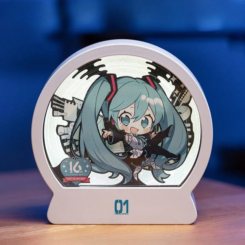 Hatsune Miku Night Light Anime Cute Cartoon Paper Carving Lamp Kawaii Desktop Ornaments As Gifts for Friends Size 18.5x18.5x5cm