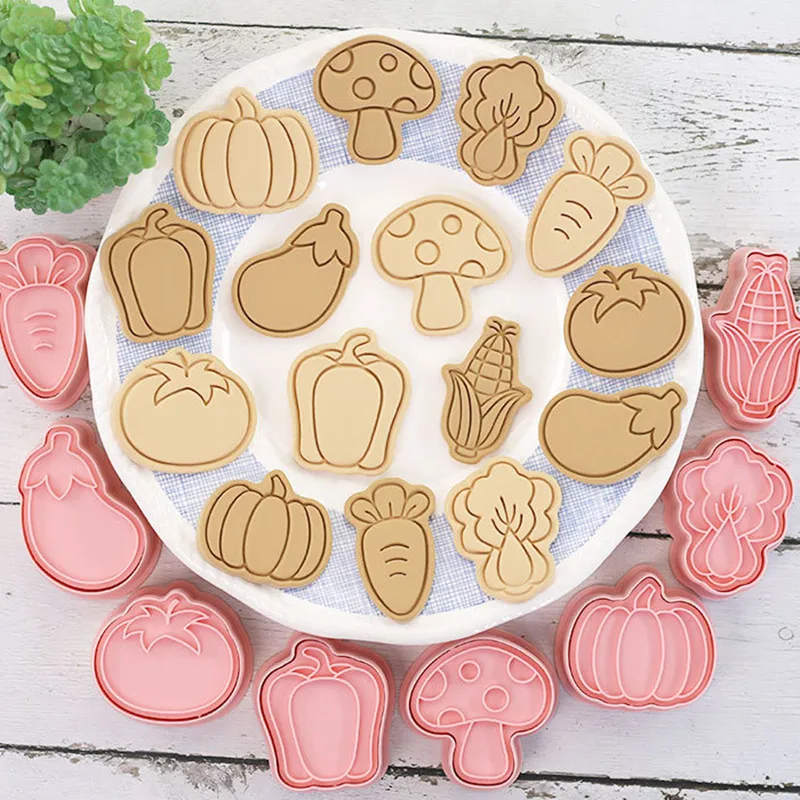 8Pcs/Set vegetable Biscuit Mold Carrots Tomatoes Eggplants Corn Pumpkin Shape Cookie Cutter Stamp Fondant Cake Decoration Tools