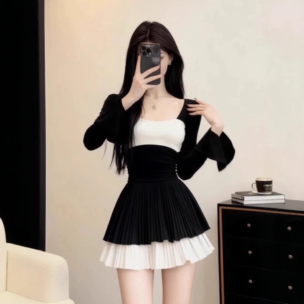 

Elegant plus Size Women's Long Sleeve Dress Pure Desire Color Collision Square Collar Short A-Line Skirt Slimming Effect