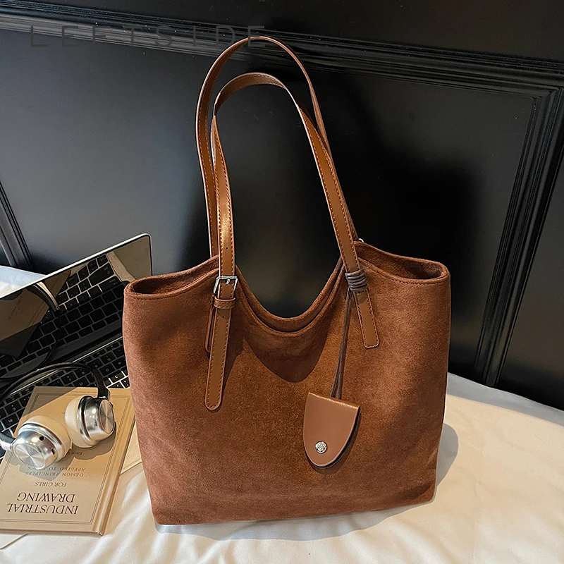 

LEFTSIDE Women Leather Velvet Shoulder Bag 2025 Winter Retro Soft Tote Bag Luxury Designer New Trend Female Handbags and Purses