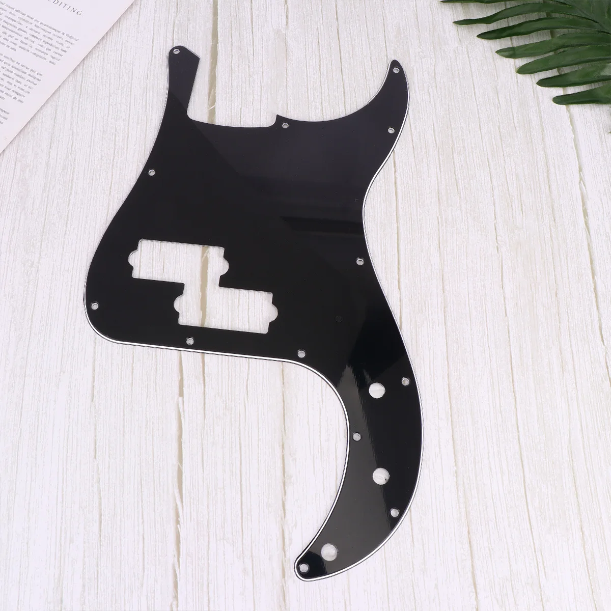 

Pb Bass Pickguard 13 Holes Standard Scratch Plate Replacement Black Protective Film Anti-Scratch Guitar Parts Pickguard