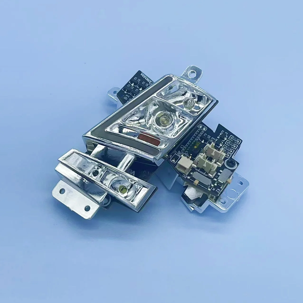 

FH16 Система освещения фар Лампа с кронштейном 5 В XL750 Обновление для 1/14 Tamiya RC Прицеп с дистанционным управлением Трактор