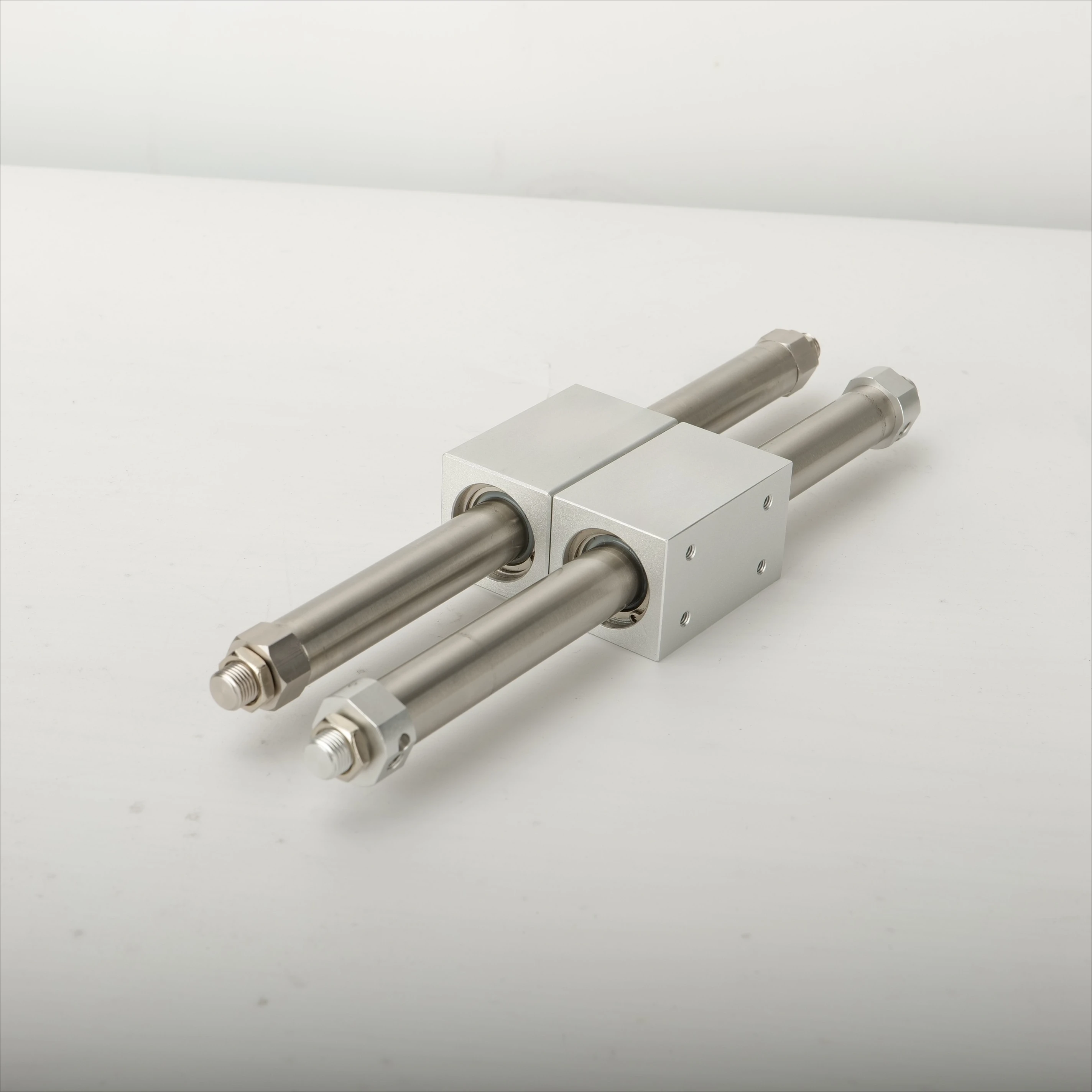 The brand's new original coupling stainless steel body bearing core round rodless combination