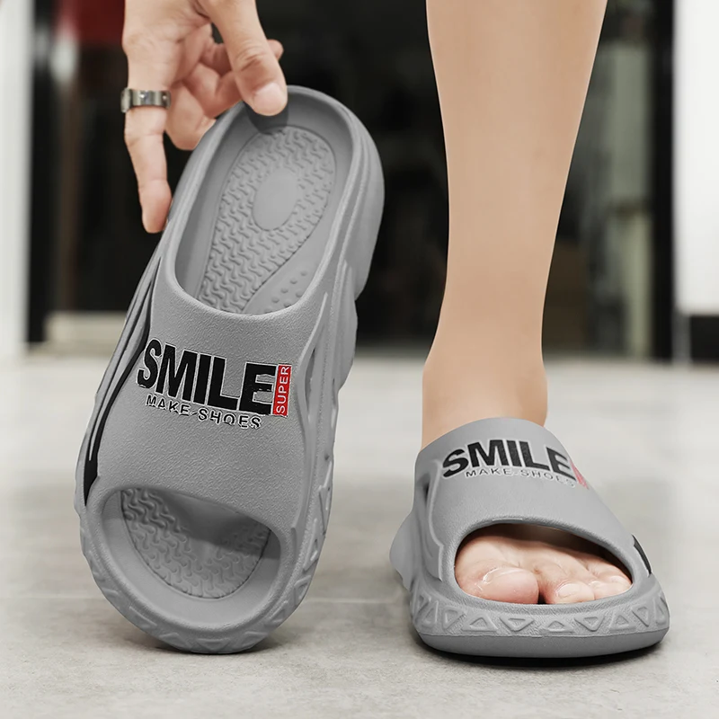 Hot Sale Sandals for Men Summer Men's Slippers Beach Lightweight Comfortable Non-slip  Mans Slipper Casual Fashion Male Footwear