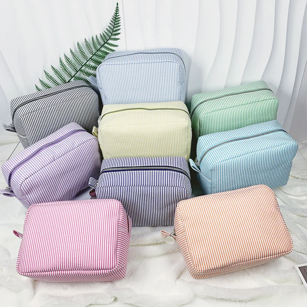 Personalised Name Bubble Gauze Makeup Bag Handbag Large Capacity Embroidered Name Striped Travel Storage Bag Cosmetic Bag