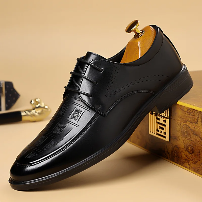 

Men's leather shoes, British-style business commuting and office fashion dress shoes, wedding groom shoes