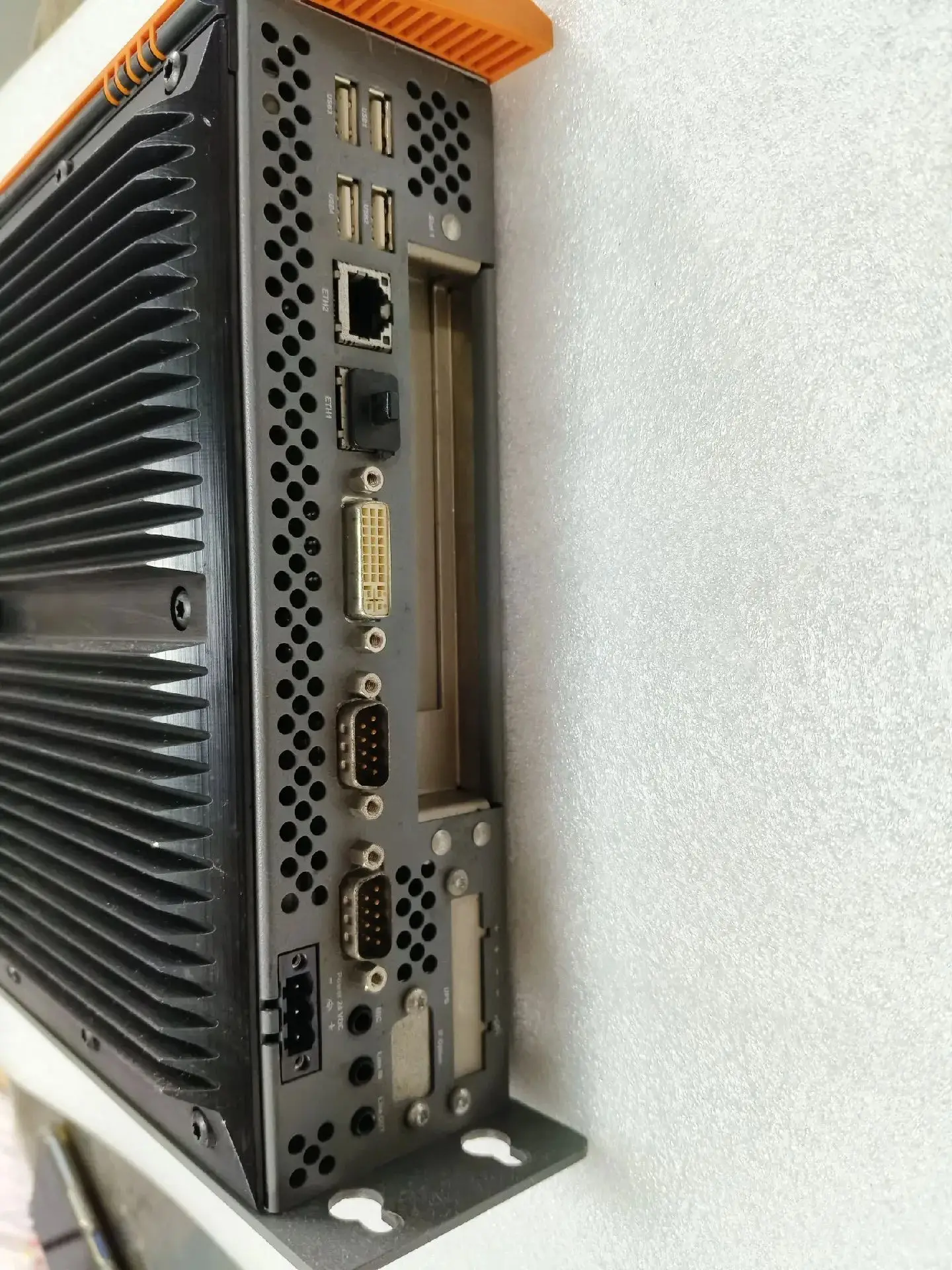 Computadora industrial CNC 5PC810.SX01-00 para B&R