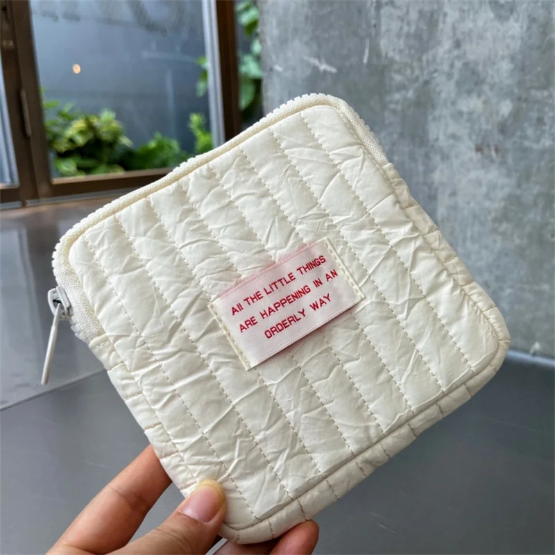 korean Portable travel small Mini makeup pouch bag for girls kawaii Japanese white cotton quilted Women\'s cosmetic bag organizer