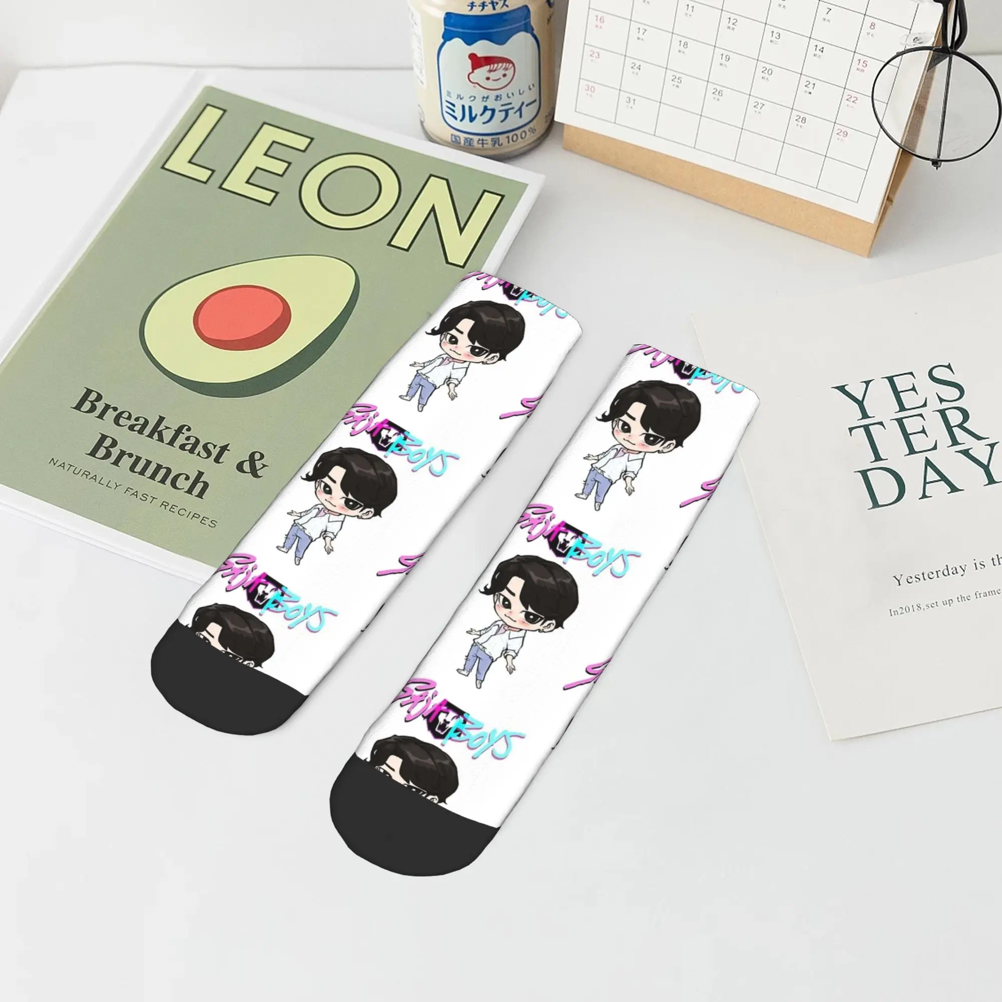 جوارب الكاحل للجنسين الرجال SB Jinu Saja Boys Kpop شيطان الصيادين جوارب غير رسمية مطبوعة عدم الانزلاق تنفس الصيف الدراجات جورب