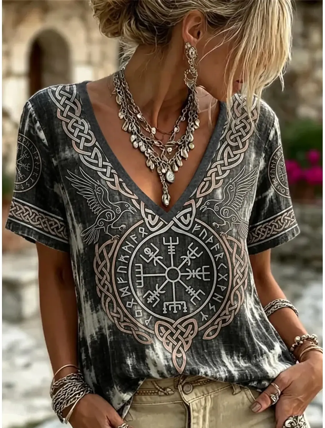 T-shirt décontracté d'été pour femme à col en V et manches courtes, imprimé Tie-Dye, motif boussole viking, corbeau, nœud celtique, graphique nordique vintage