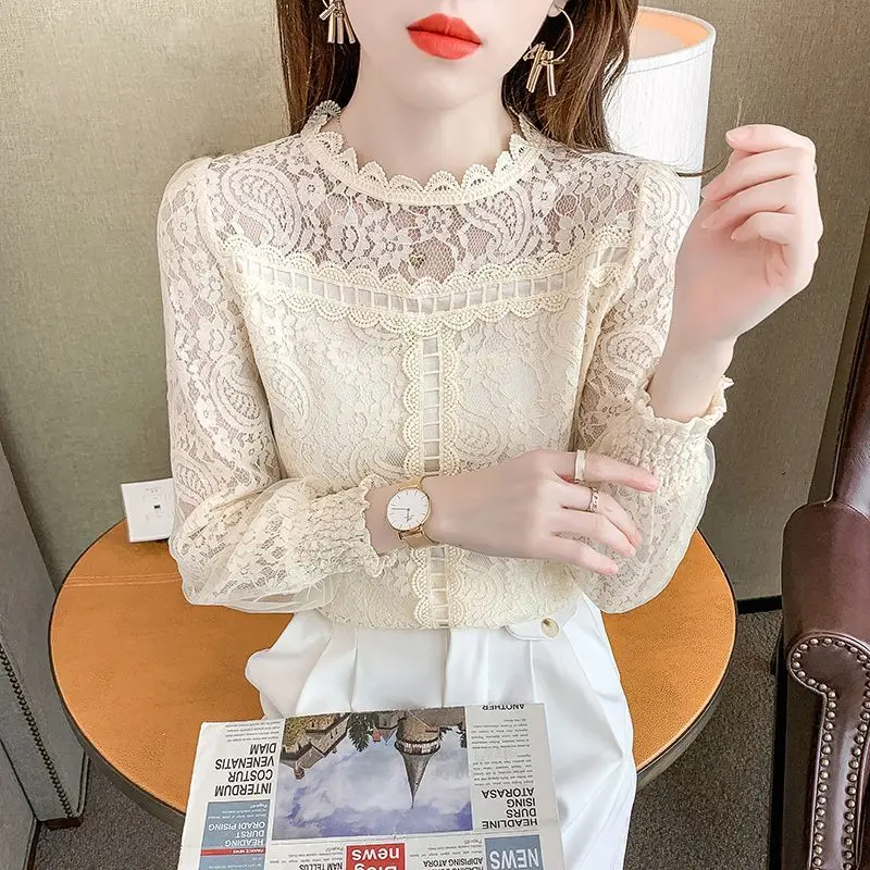 Spring and Autumn Women's New Hollow Lace Bottom Shirt with High Grade Long Sleeve Round Neck Large Size Ladies Temperament Tops