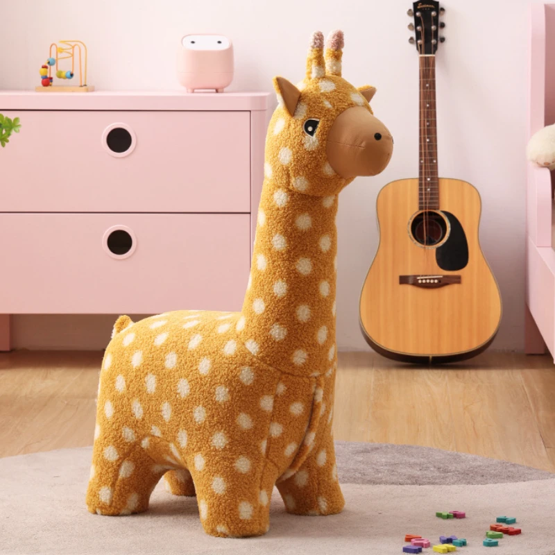 

INS Nordic Alpaca Giraffe Children's Stool Solid Wood Creative Kids Chair Cartoon Plush Wear Shoes Short Sitting Furniture