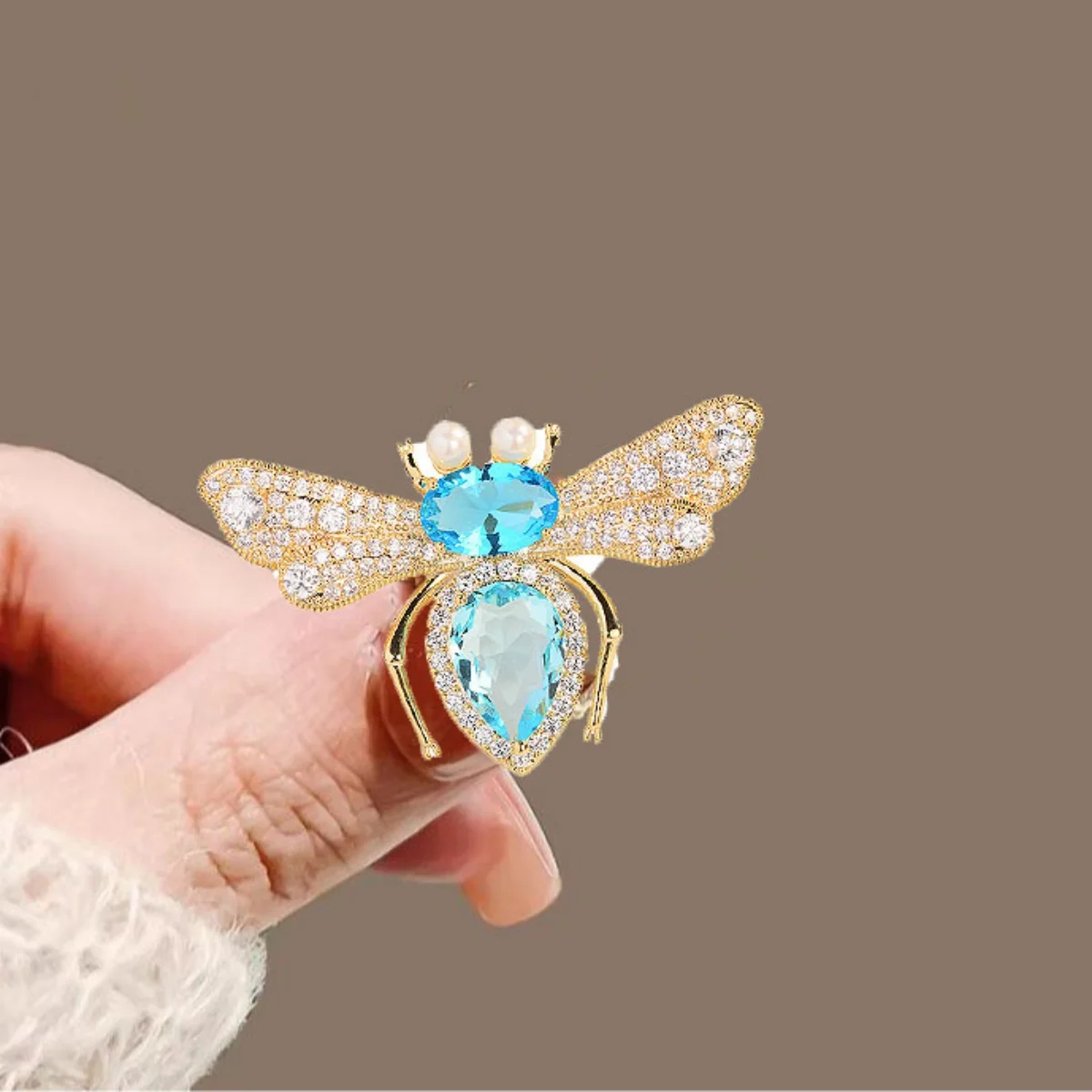 Trendy Animal Bee Brooch 1pc Zinc Alloy Imitation Pearl Unisex Banquet Clothing Accessories Holiday Commemorative Birthday Gift