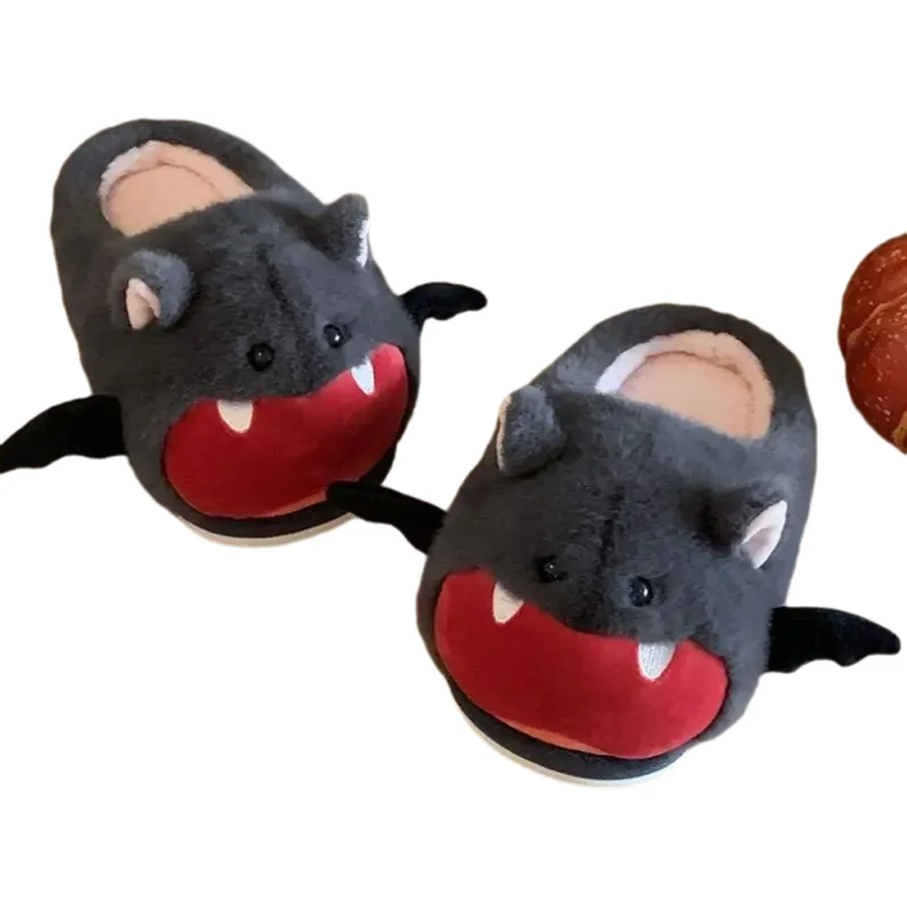 Nouvelles pantoufles de chauve-souris grincheuses chaussures d'hiver floues pour femmes mules chaudes en fourrure pantoufle de maison femme marque chaussures de chambre d'animaux pantoufles cadeaux