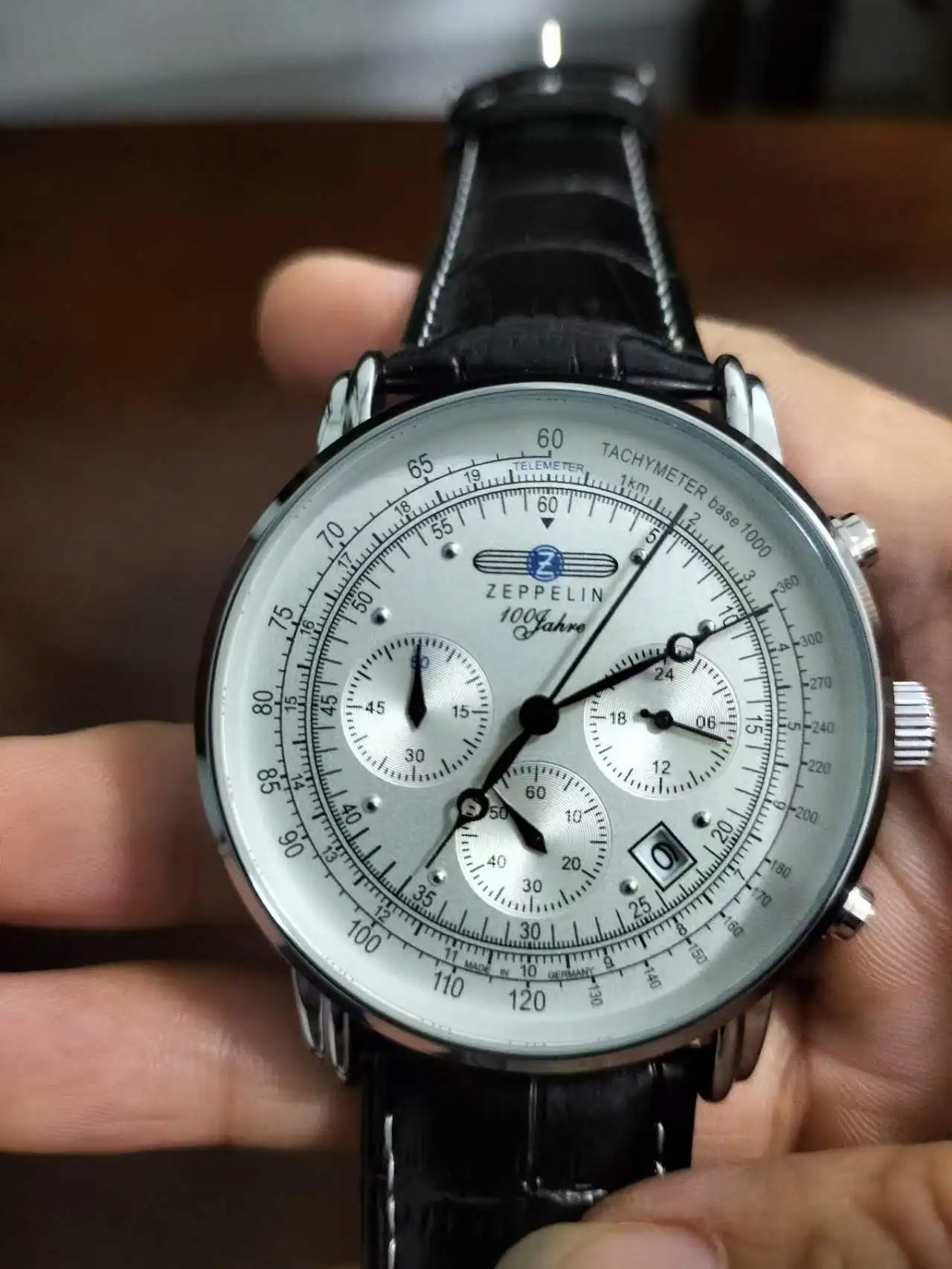 zeppelin-airship-classic-design-men's-quartz-couple-watch-retro-aviation-instrument-style-precision-timepiece-watch-gift