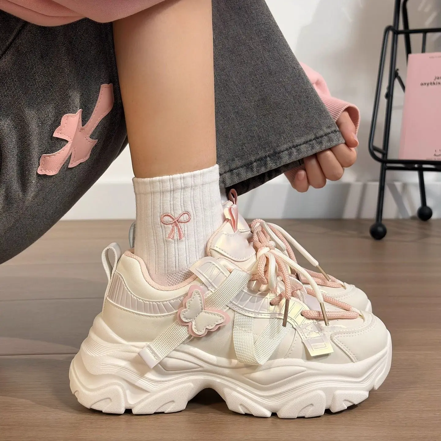 

Breathable Versatile Women's 2025 Autumn New Thick Sole White Sneakers Student Dad Shoes Trendy