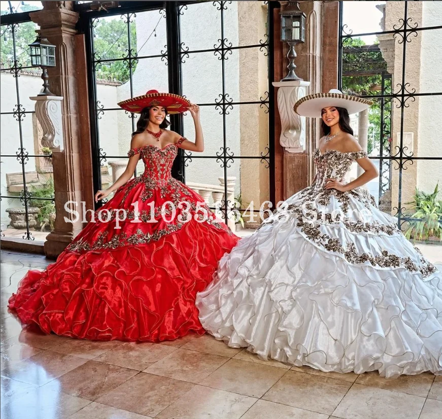 Abiti da ballo principessa abiti Quinceanera 2024 Sweetheart senza spalline Diamante Applique perline pizzo volant charo messicano