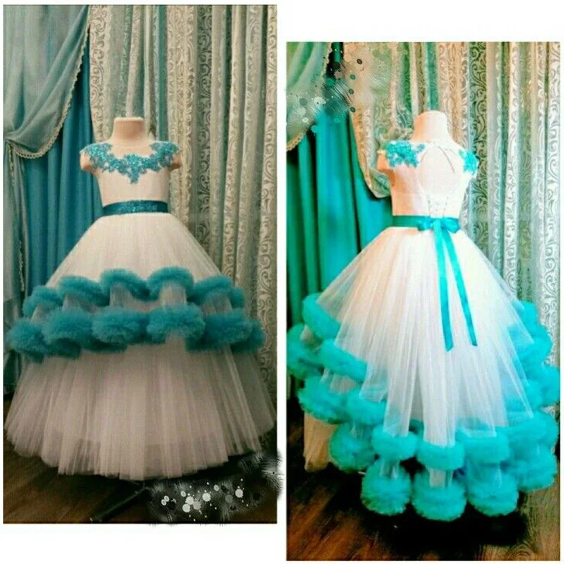 

Tulle Tiered Wedding Flower Girl Dresses Cute Sequined Lace First Communion Dress With Ribbon Custom Toddlers Pageant Ball Gowns