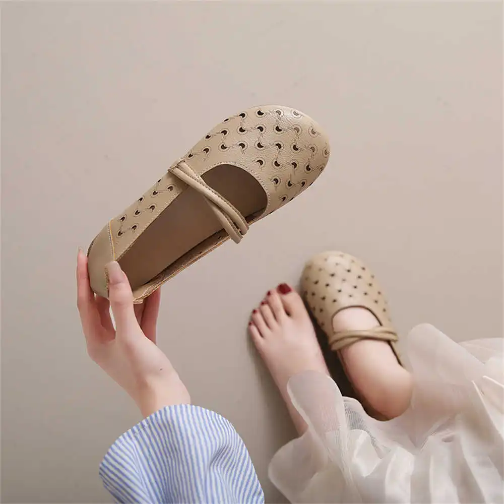 

Новейшие портативные женские спортивные кроссовки для баскетбола и тенниса, осенне-весенние, дышащие, дезодорирующие, белые