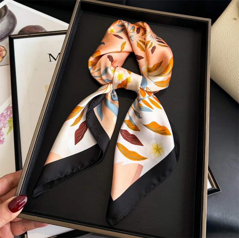 

Silk Print Hijab Scarf Square Luxury Woman Shawl Wraps Headscarf Neckerchief Bandanas Ribbon Designer Luxury Foulards Femme