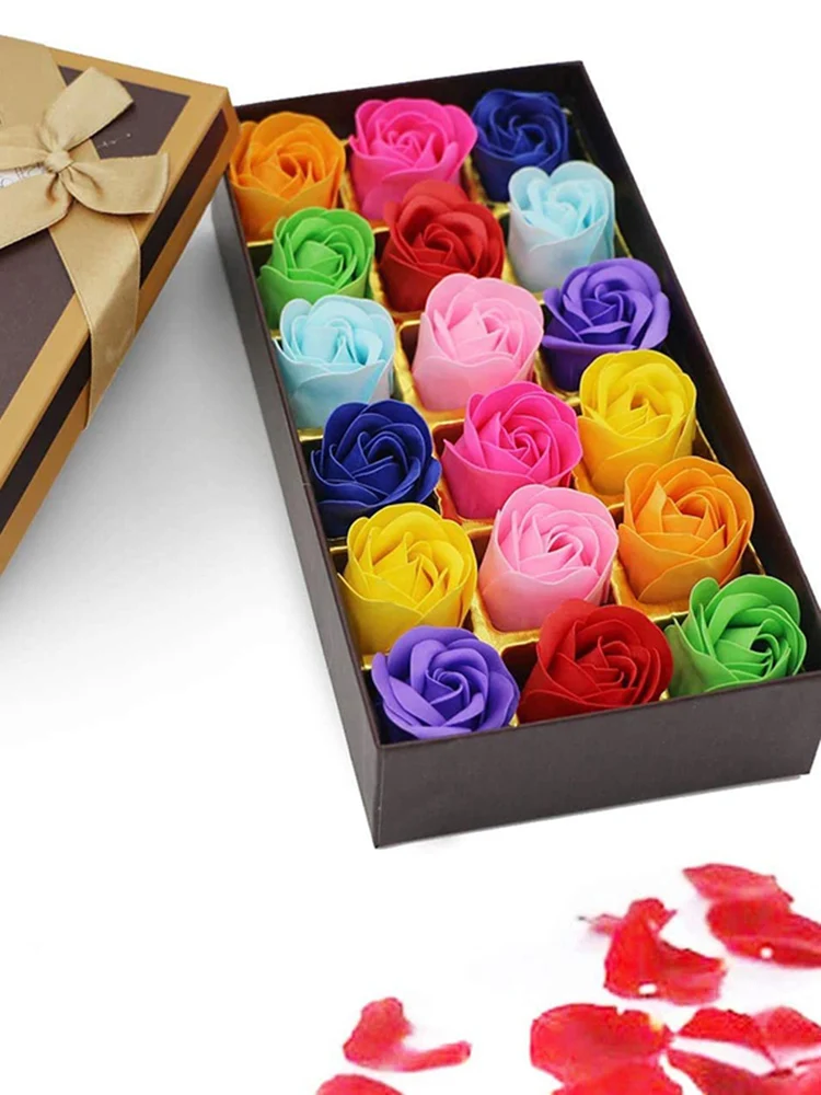 18PCS Romantic Scented Bath Soap Rose Soap Flower Petal with Little Cute Bear Doll Gift Box For Wedding