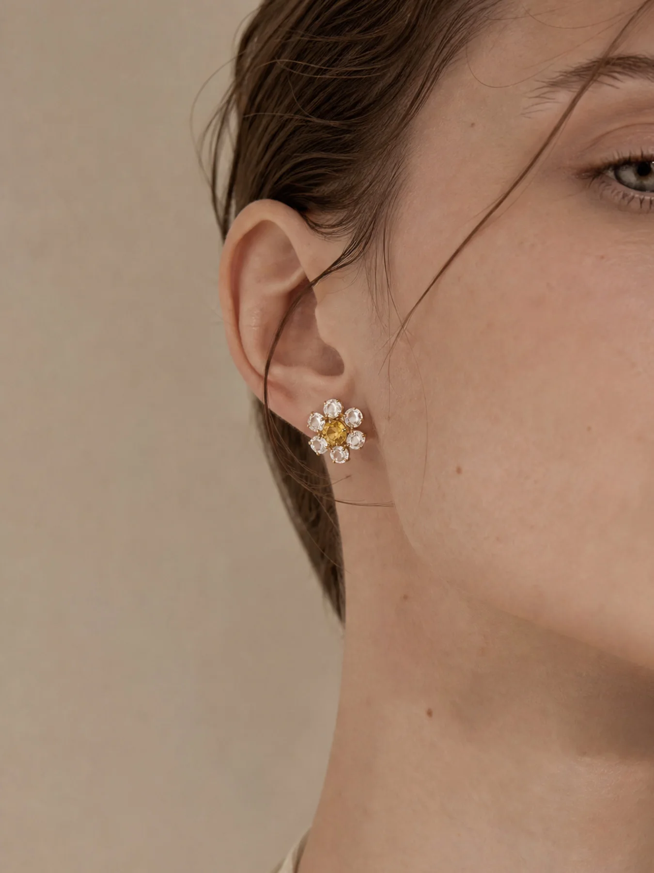 Golden Center Crystal Flower Stud Earrings, Luxurious Floral Cluster Rhinestone Vintage Party Jewelry
