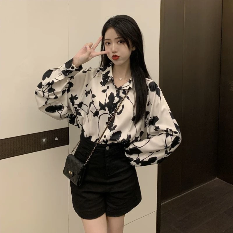 Koszule i bluzki damskie z nadrukiem Vintage Śliczne i eleganckie wyprzedaże odzieży Casual Youth Promotion Pretty Woman Top Lazy Style